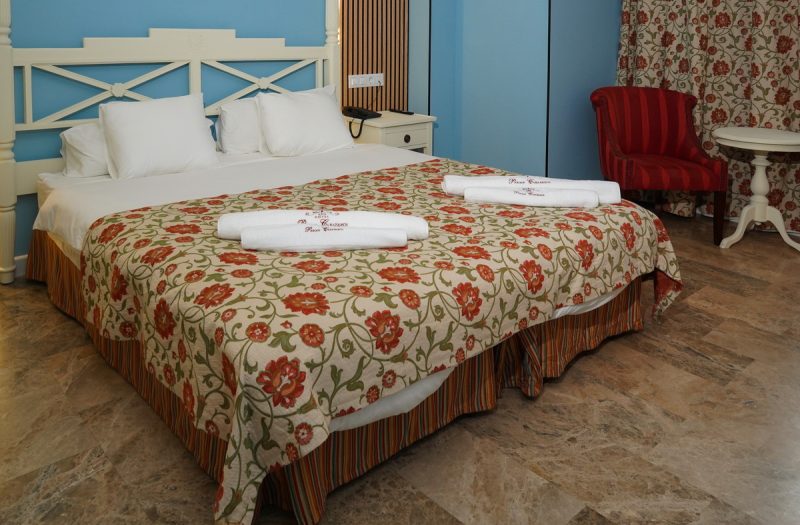 hospedium-hotel-cabaneros-habitacion-estandar-doble-9